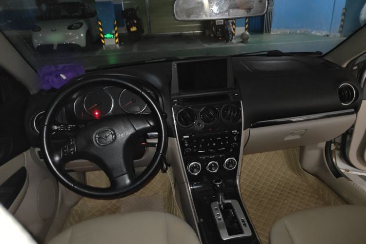 Used Mazda 6 2012 2.0L Automatic Fashion Edition Center Console