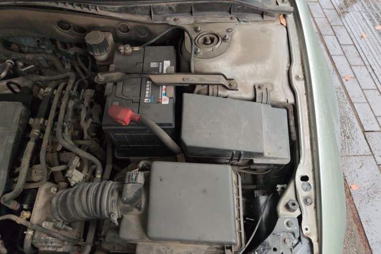 Used Mazda 6 2012 2.0L Automatic Fashion Edition Engine Bay Left