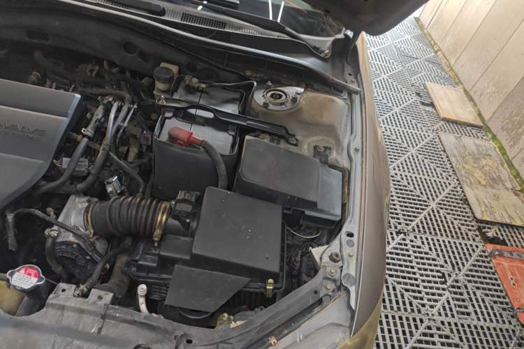 Used Mazda 6 2012 2.0L Automatic Fashion Edition Engine Bay Left