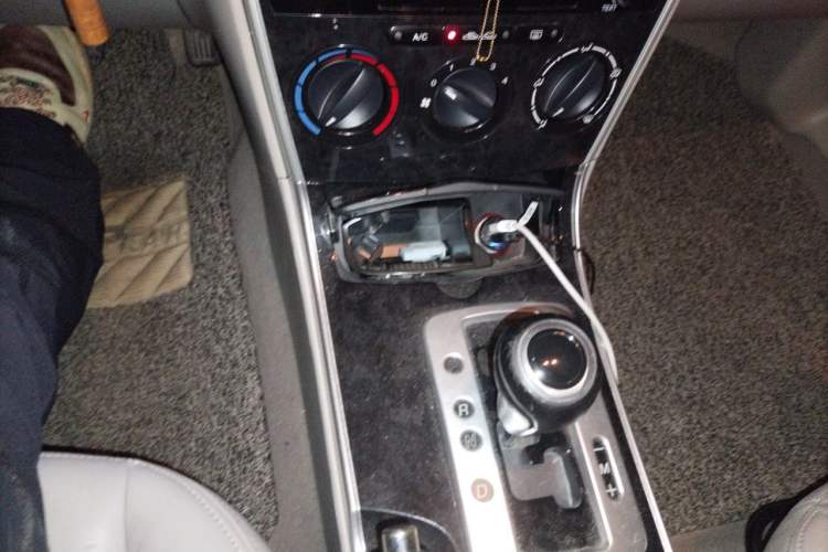 Used Mazda 6 2012 2.0L Automatic Fashion Edition Gear Lever
