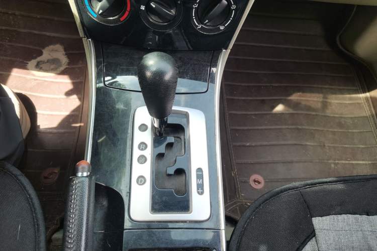 Used Mazda 6 2012 2.0L Automatic Elite Edition Gear Lever