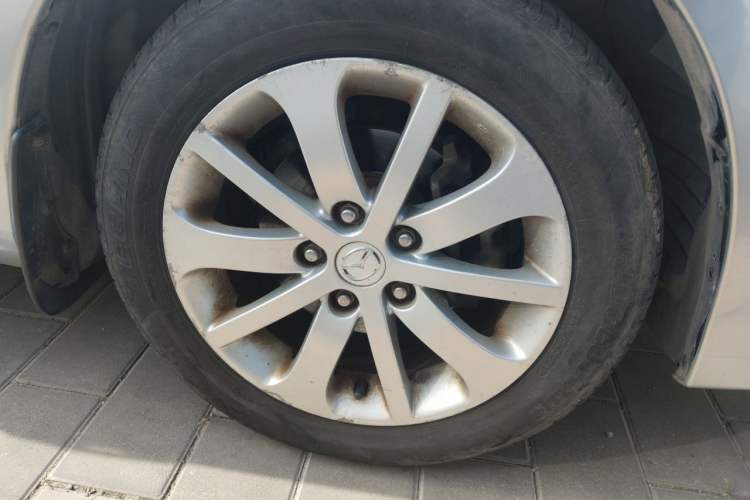 Used Mazda 6 2012 2.0L Automatic Fashion Edition Right Front Wheel Hub