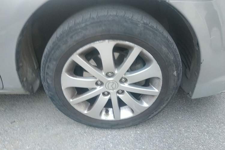 Used Mazda 6 2012 2.0L Manual Trim Right Front Wheel Hub