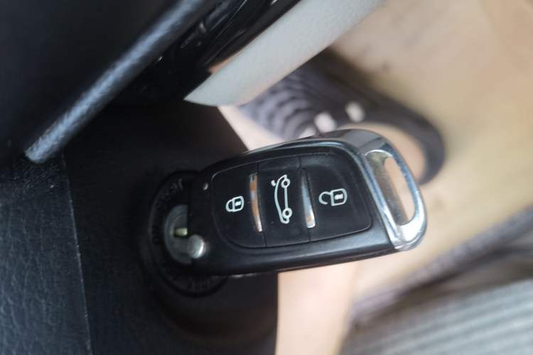 Used Mazda 6 2012 2.0L Automatic Fashion Edition Vehicle Key