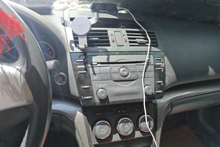 Used Mazda 6 2012 2.0L Automatic Elite Edition Audio And AC Panel