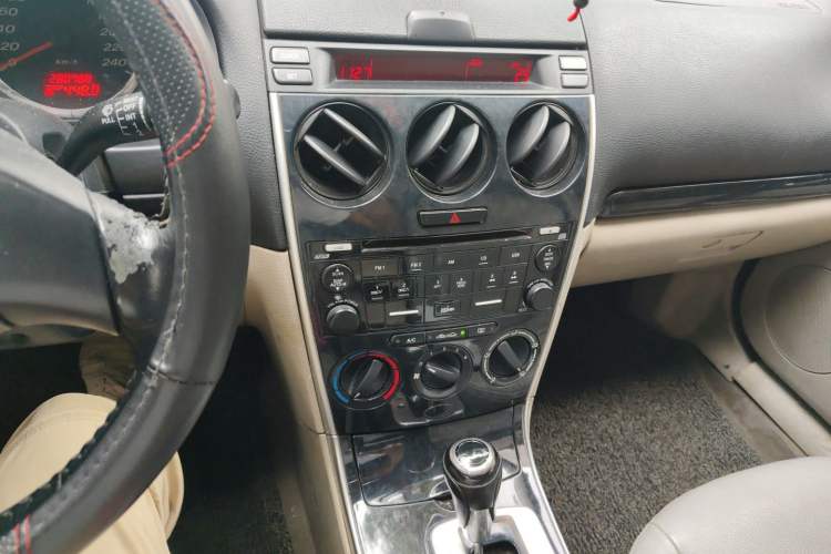 Used Mazda 6 2012 2.0L Automatic Fashion Edition Audio And AC Panel