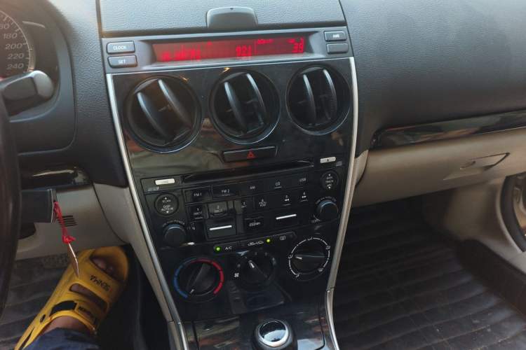 Used Mazda 6 2012 2.0L Automatic Fashion Edition Audio And AC Panel