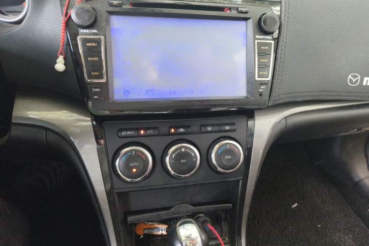 Used Mazda 6 2012 2.0L Automatic Elite Edition Audio And AC Panel