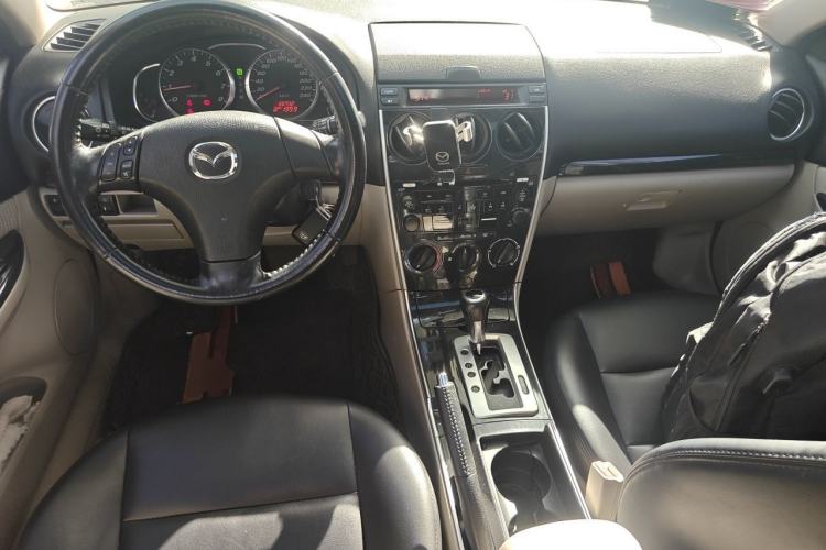 Used Mazda 6 2012 2.0L Automatic Fashion Edition Center Console