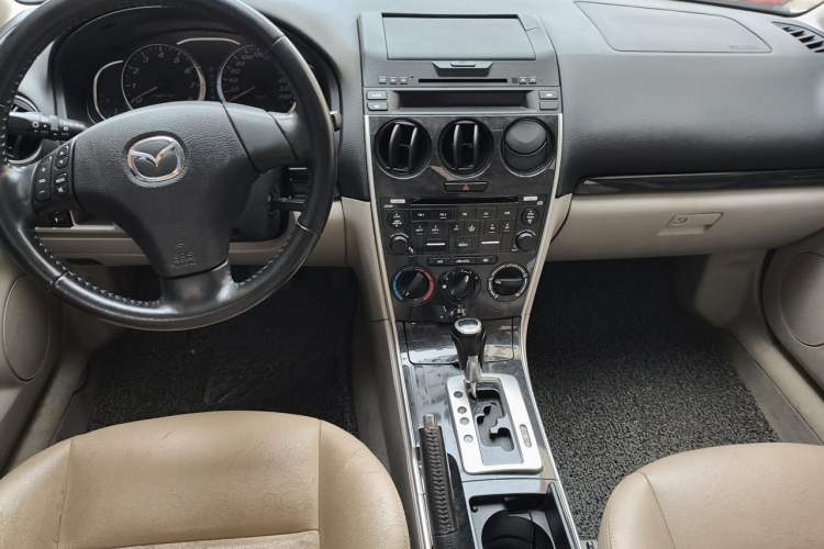 Used Mazda 6 2012 2.0L Automatic Fashion Edition Center Console