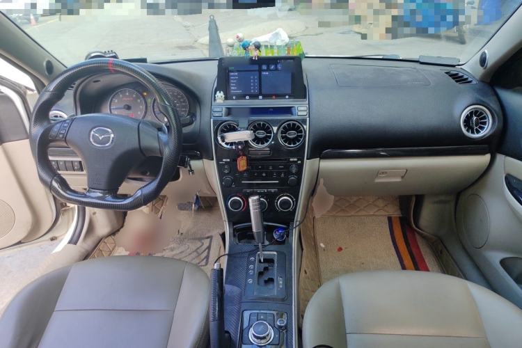 Used Mazda 6 2012 2.0L Automatic Ultra-Luxury Version Center Console