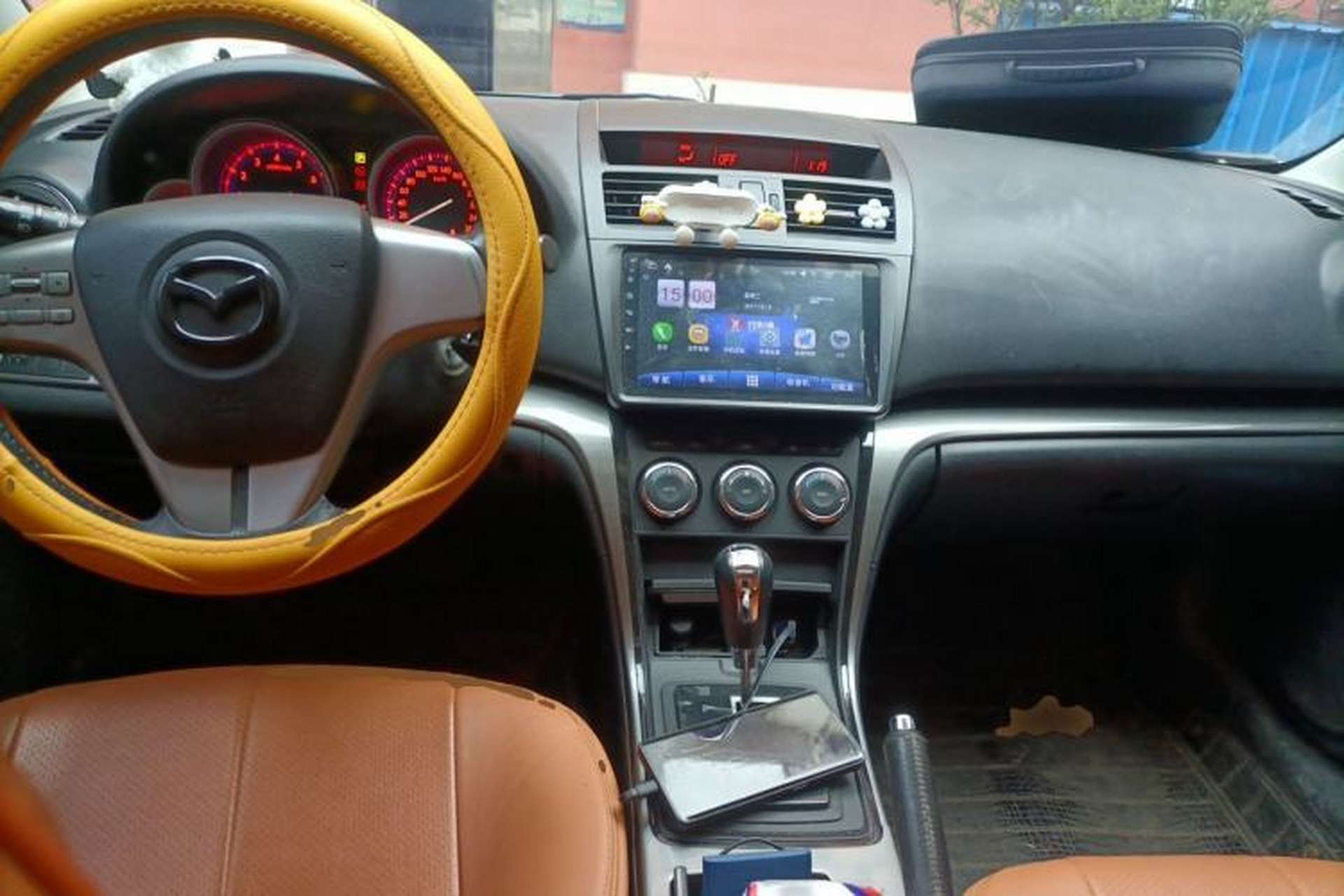 Used Mazda 6 2012 2.0L Automatic Elite Edition Center Console