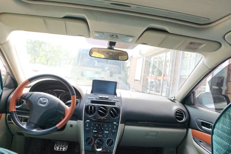Used Mazda 6 2012 2.0L Automatic Fashion Edition Center Console