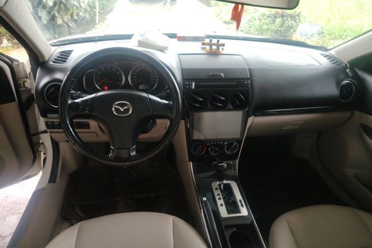Used Mazda 6 2012 2.0L Automatic Fashion Edition Center Console