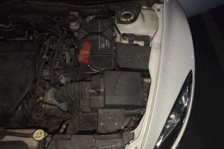 Used Mazda 6 2012 2.0L Automatic Elite Edition Engine Bay Left