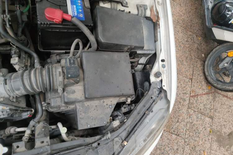 Used Mazda 6 2012 2.0L Automatic Fashion Edition Engine Bay Left