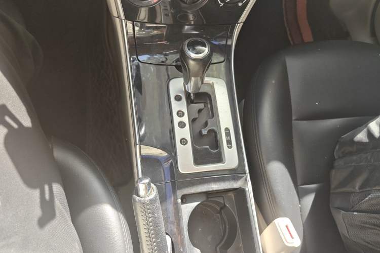 Used Mazda 6 2012 2.0L Automatic Fashion Edition Gear Lever
