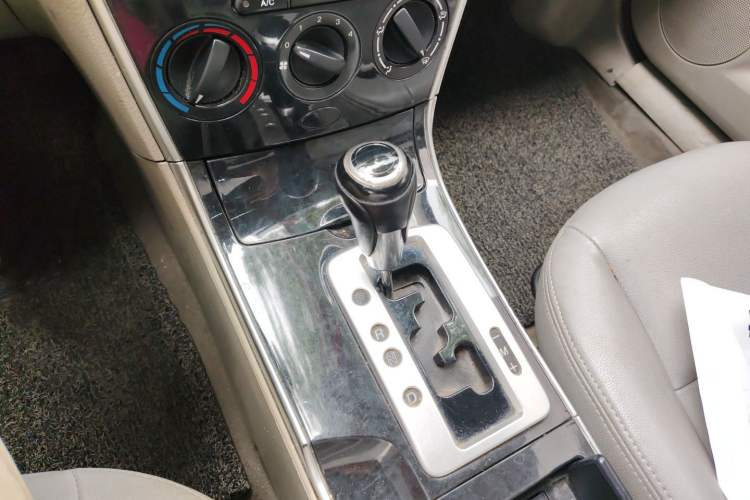 Used Mazda 6 2012 2.0L Automatic Fashion Edition Gear Lever
