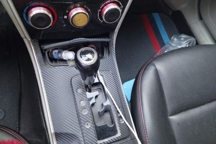 Used Mazda 6 2012 2.0L Automatic Fashion Edition Gear Lever