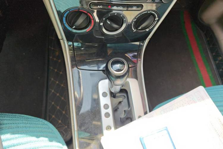 Used Mazda 6 2012 2.0L Automatic Fashion Edition Gear Lever