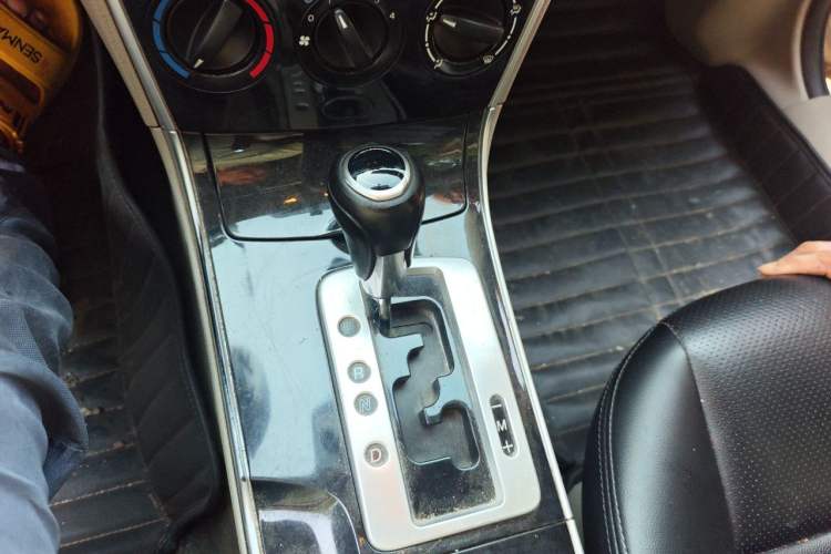 Used Mazda 6 2012 2.0L Automatic Fashion Edition Gear Lever