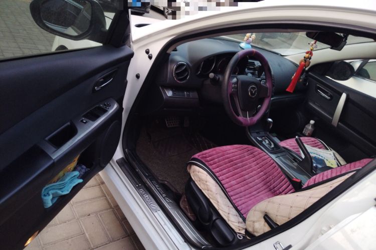 Used Mazda 6 2012 Coupe 2.0L Automatic Elite Edition Interior 3