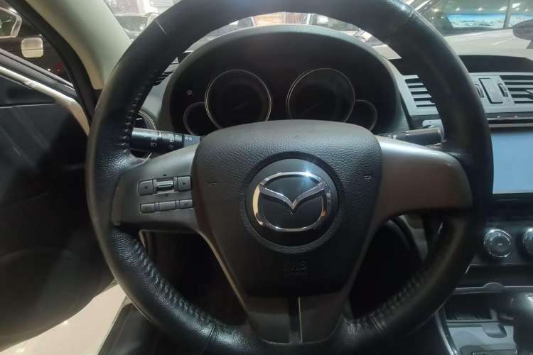 Used Mazda 6 2012 2.0L Automatic Elite Edition Interior 3