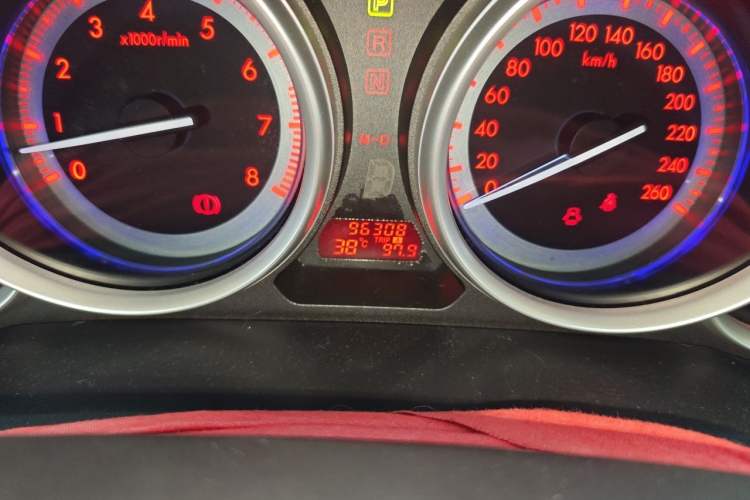Used Mazda 6 2012 Coupe 2.0L Automatic Elite Edition Odometer Close Up