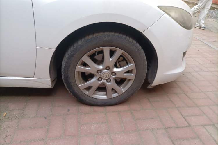 Used Mazda 6 2012 2.0L Automatic Elite Edition Right Front Wheel Hub
