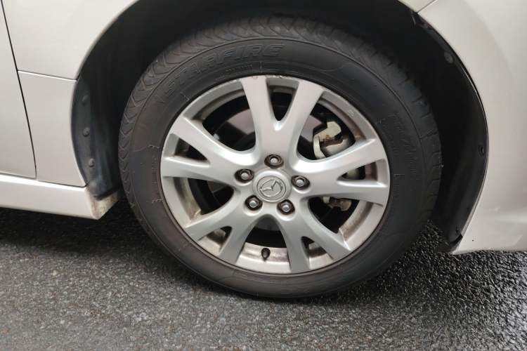 Used Mazda 6 2012 Coupe 2.0L Automatic Elite Edition Right Front Wheel Hub