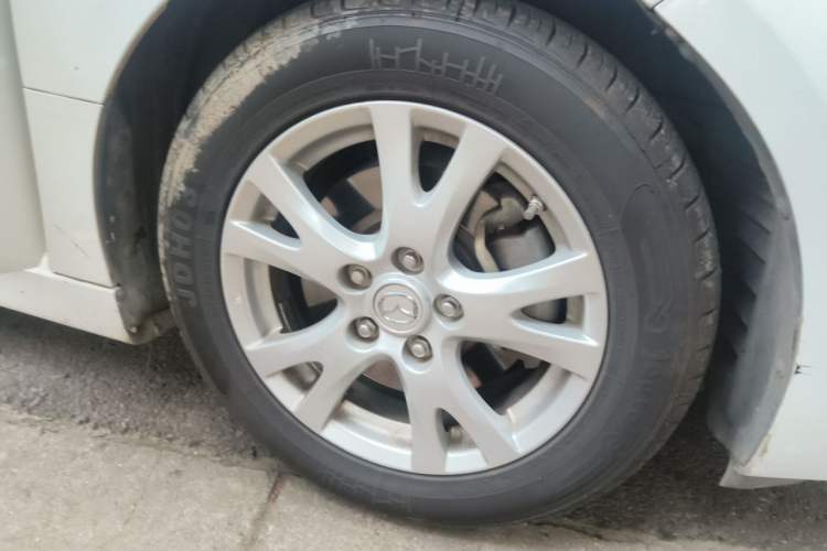 Used Mazda 6 2012 2.0L Automatic Elite Edition Right Front Wheel Hub