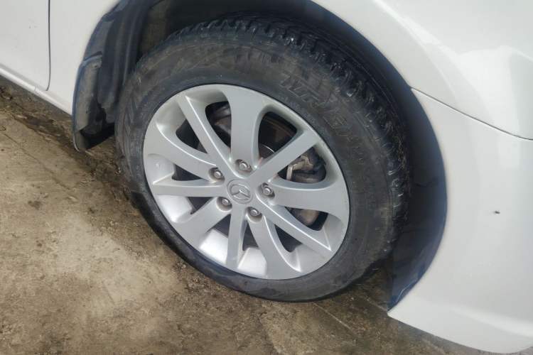 Used Mazda 6 2012 2.0L Automatic Fashion Edition Right Front Wheel Hub