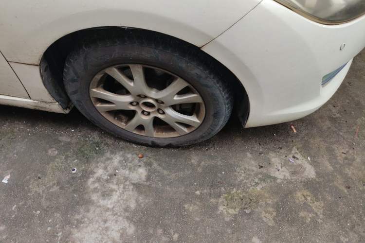 Used Mazda 6 2012 2.0L Automatic Elite Edition Right Front Wheel Hub