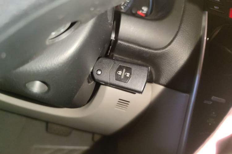 Used Mazda 6 2012 2.0L Automatic Fashion Edition Vehicle Key