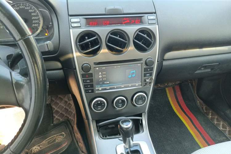 Used Mazda 6 2013 2.0L Automatic Fashion Edition Audio And AC Panel