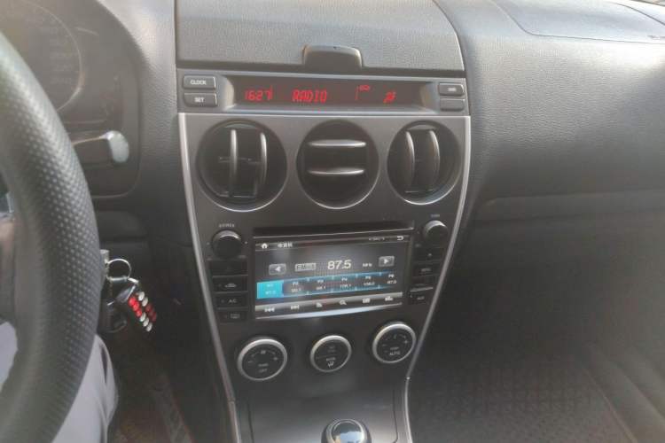 Used Mazda 6 2013 2.0L Automatic Fashion Edition Audio And AC Panel