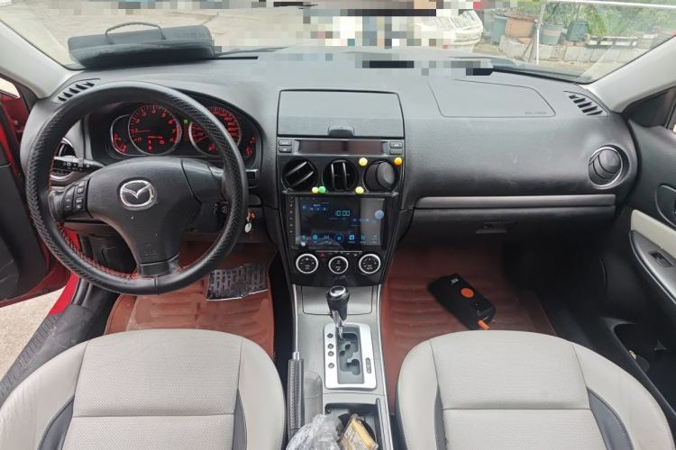 Used Mazda 6 2013 2.0L Automatic Ultra-Luxury Model Center Console