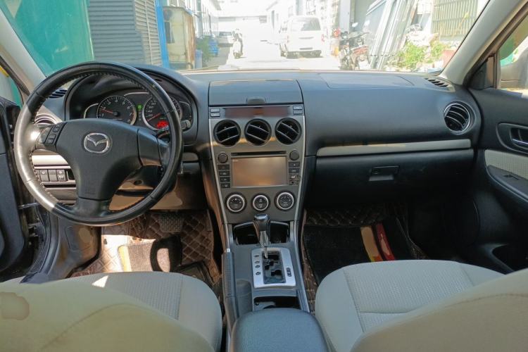 Used Mazda 6 2013 2.0L Automatic Fashion Edition Center Console