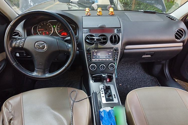 Used Mazda 6 2013 2.0L Automatic Fashion Edition Center Console