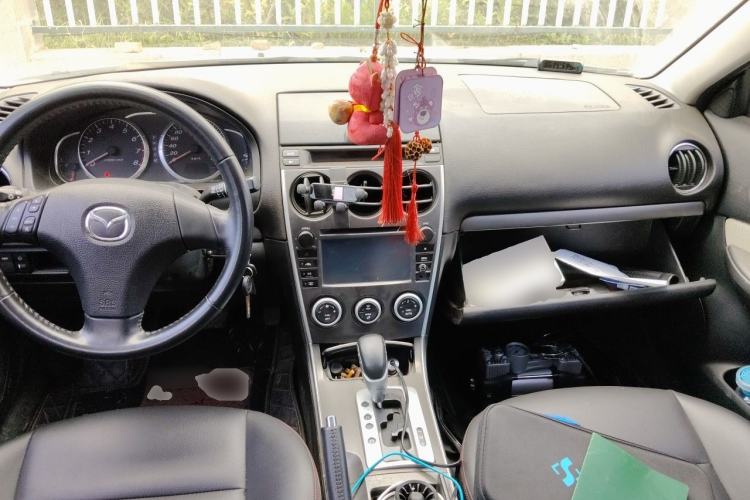Used Mazda 6 2013 2.0L Automatic Fashion Edition Center Console