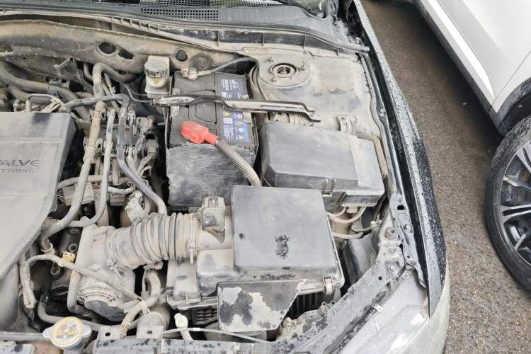 Used Mazda 6 2013 2.0L Automatic Fashion Edition Engine Bay Left