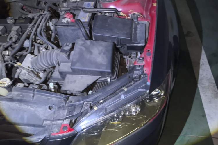Used Mazda 6 2013 2.0L Automatic Ultra-Luxury Model Engine Bay Left