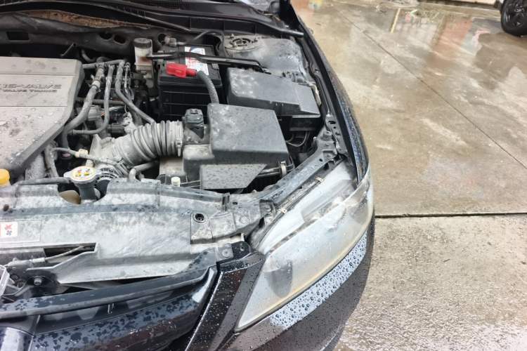Used Mazda 6 2013 2.0L Automatic Fashion Edition Engine Bay Left