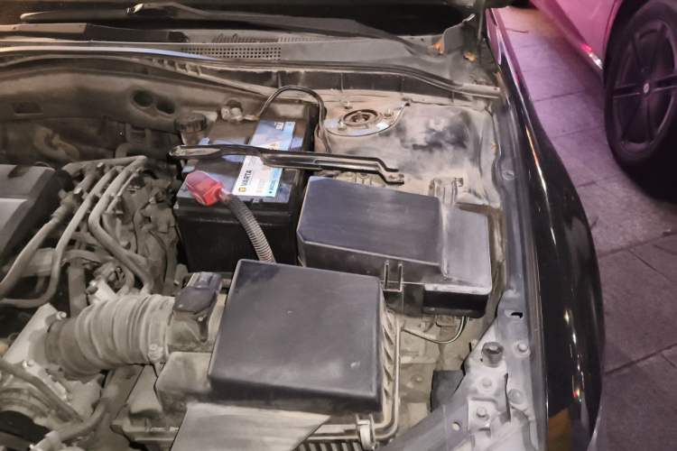 Used Mazda 6 2013 2.0L Automatic Fashion Edition Engine Bay Left
