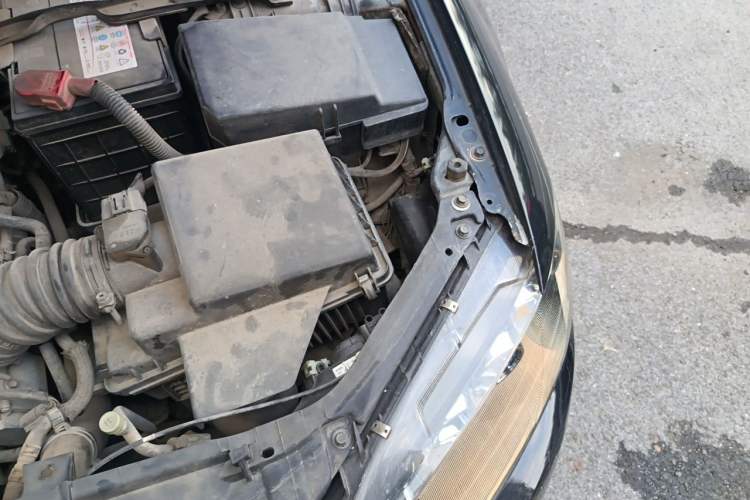 Used Mazda 6 2013 2.0L Automatic Fashion Edition Engine Bay Left