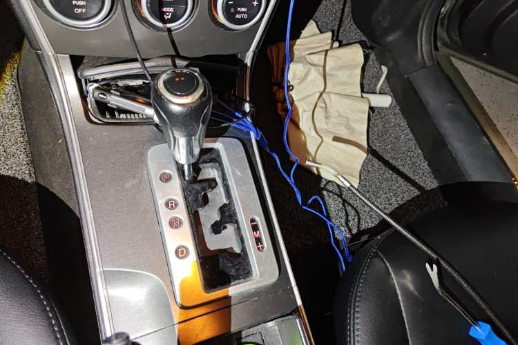 Used Mazda 6 2013 2.0L Automatic Fashion Edition Gear Lever