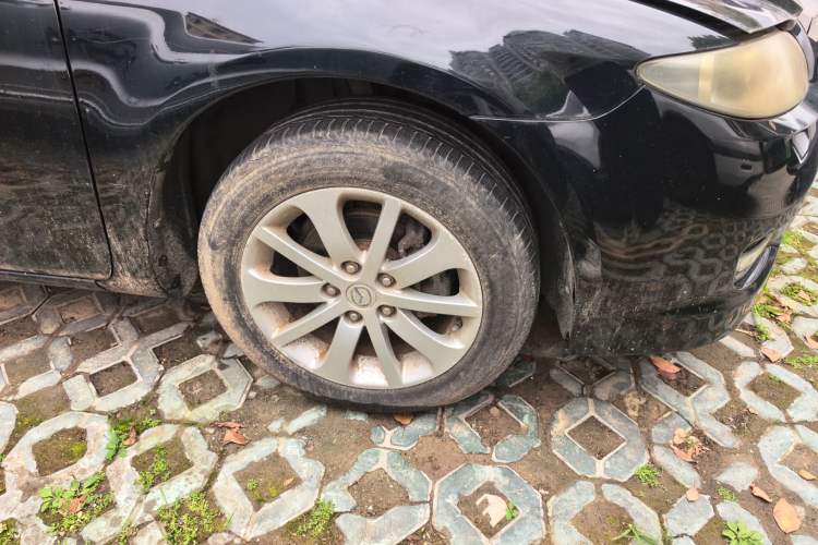 Used Mazda 6 2013 2.0L Automatic Fashion Edition Right Front Wheel Hub