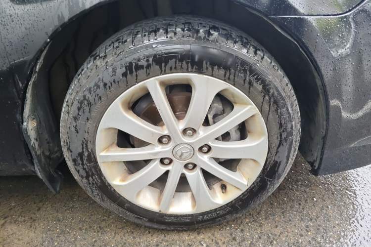 Used Mazda 6 2013 2.0L Automatic Fashion Edition Right Front Wheel Hub