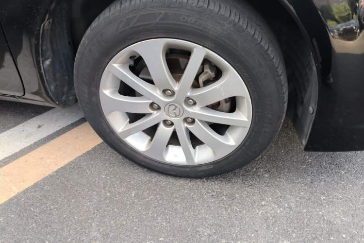 Used Mazda 6 2013 2.0L Automatic Fashion Edition Right Front Wheel Hub