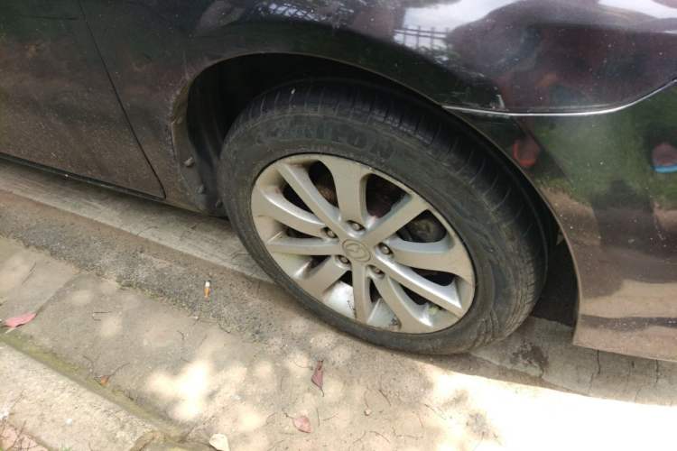 Used Mazda 6 2013 2.0L Automatic Fashion Edition Right Front Wheel Hub